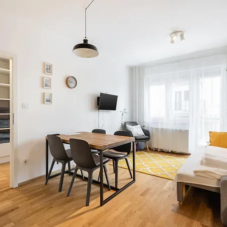 Luxe Living Apartman