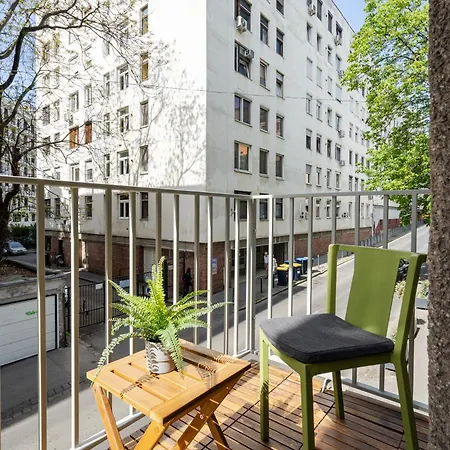 Luxe Living Apartman